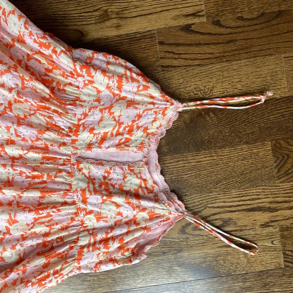 Dress - Picture 5 of 5
